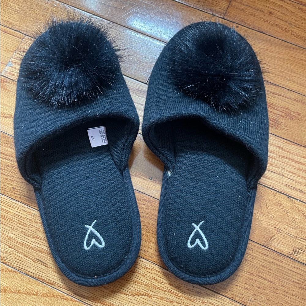 Victoria's Secret Black Pom Pom Slide-on Slippers